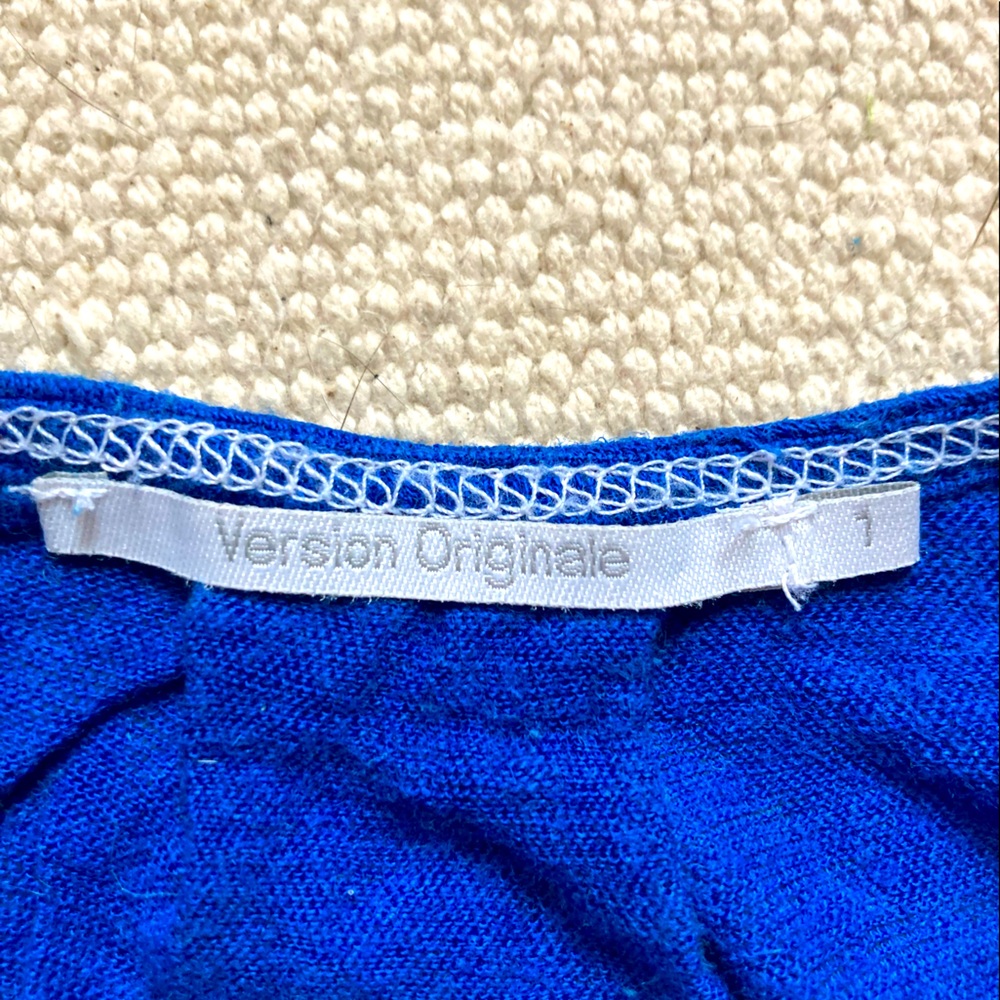 100% linen French blue top - Picture 2 of 3